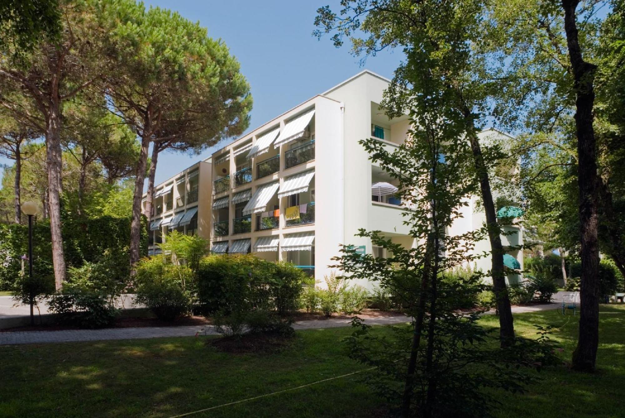 Residence Pinewood Bibione Eksteriør bilde