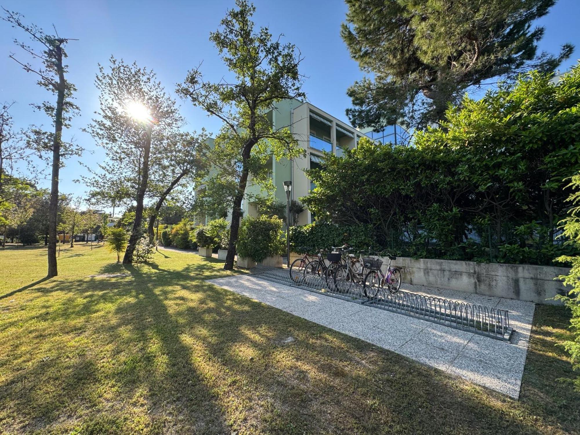 Residence Pinewood Bibione Eksteriør bilde